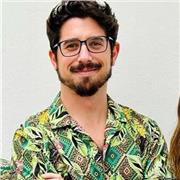 Poseedor de C2 de Inglés y finalizando el Grado de Estudios Ingleses por la UNED
